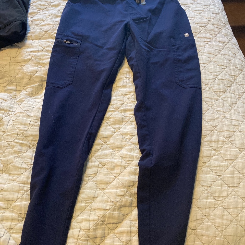 Figs navy xs zola skinny